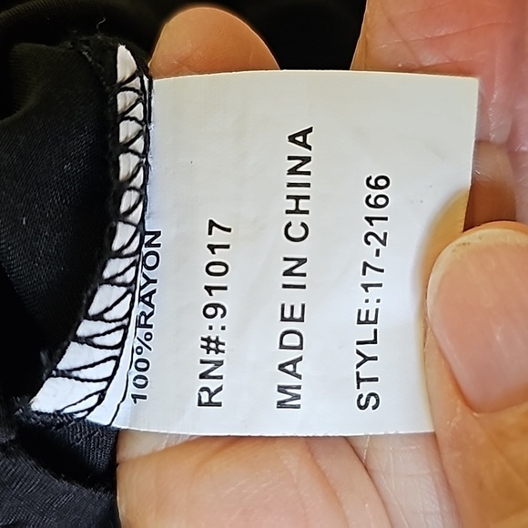 Enbrodery. Black blouse size medium by Solitaire. Tab sleeves. - Picture 9 of 10